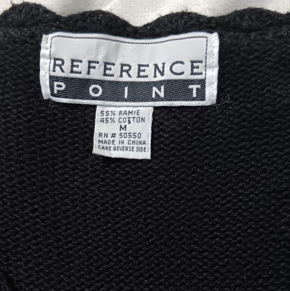 Reference Point Knit Vest - Picture 3 of 6